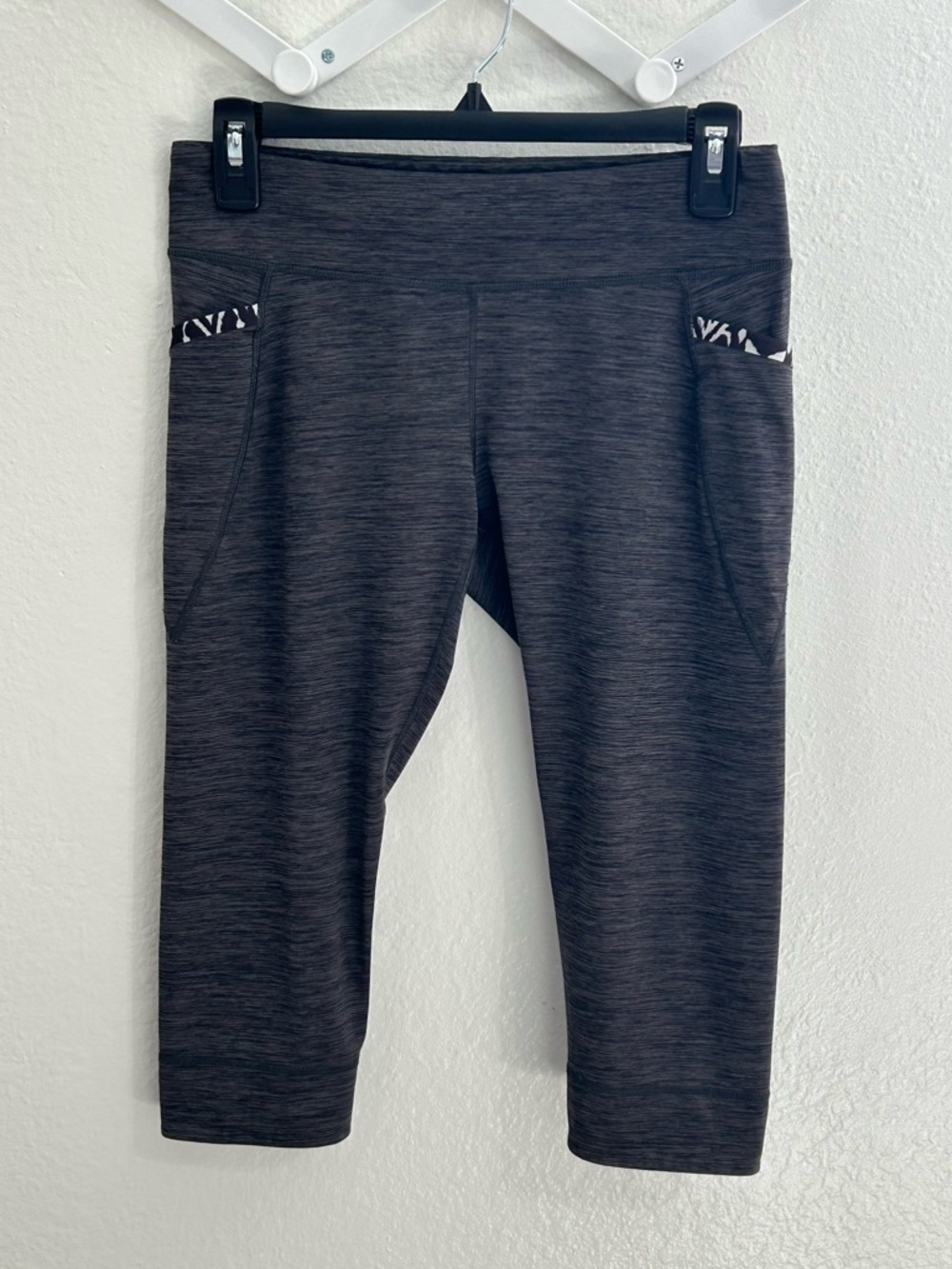 Patagonia Gray Cropped Leggings Size Small